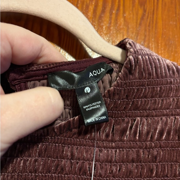 NWT Aqua Wine Velvet Smocked Bodycon Sleeveless Dress - Picture 4 of 5